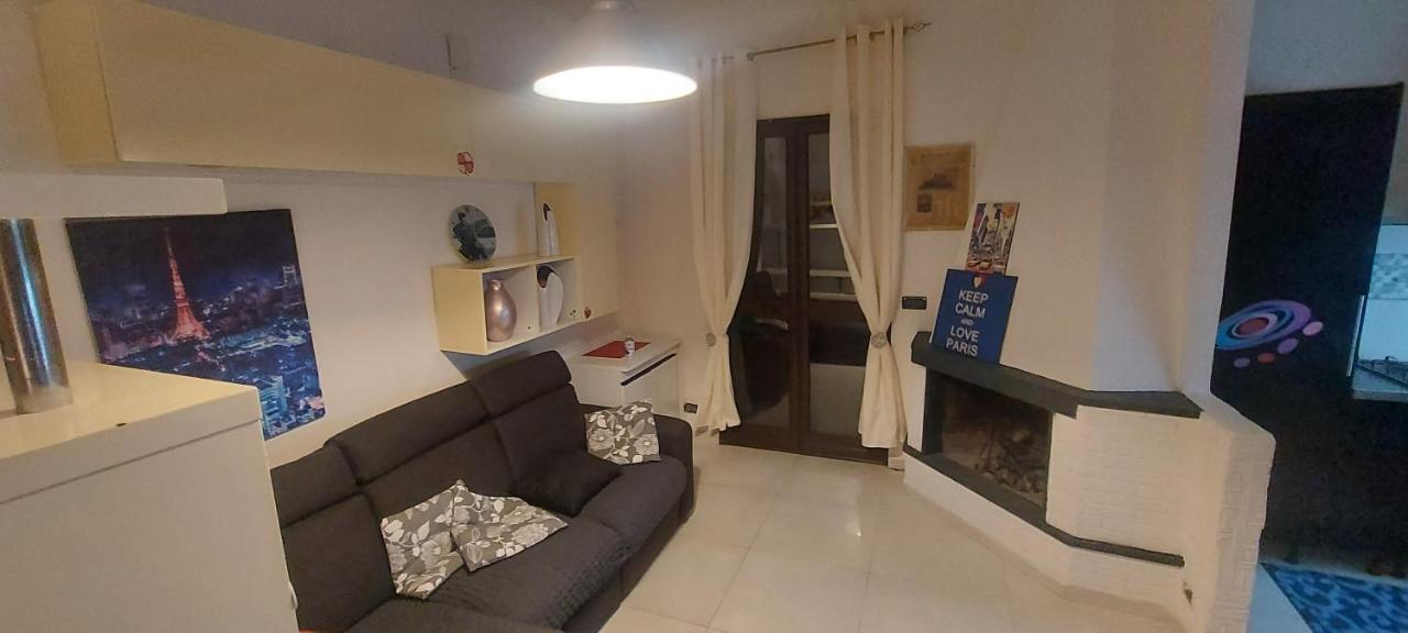Appartamento Suite Deluxe Climatiz Cucina Giardino Wifi Smart Tv Amazon Prime Video Inclusi Aci Bonaccorsi Eksteriør bilde